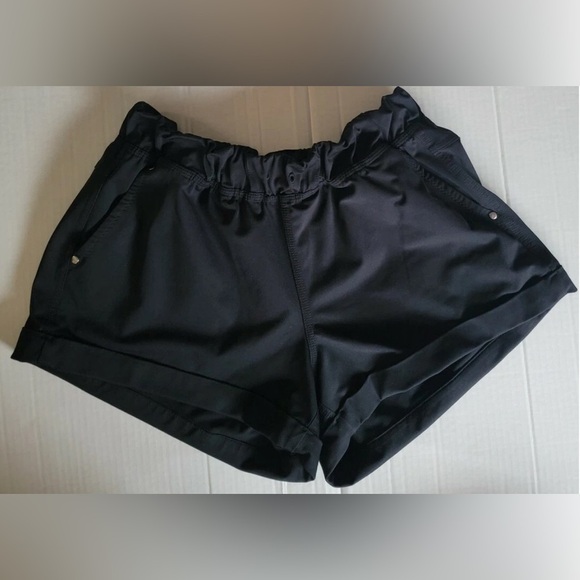Lululemon Spring Break Away Short II Black size 12 - Picture 4 of 6